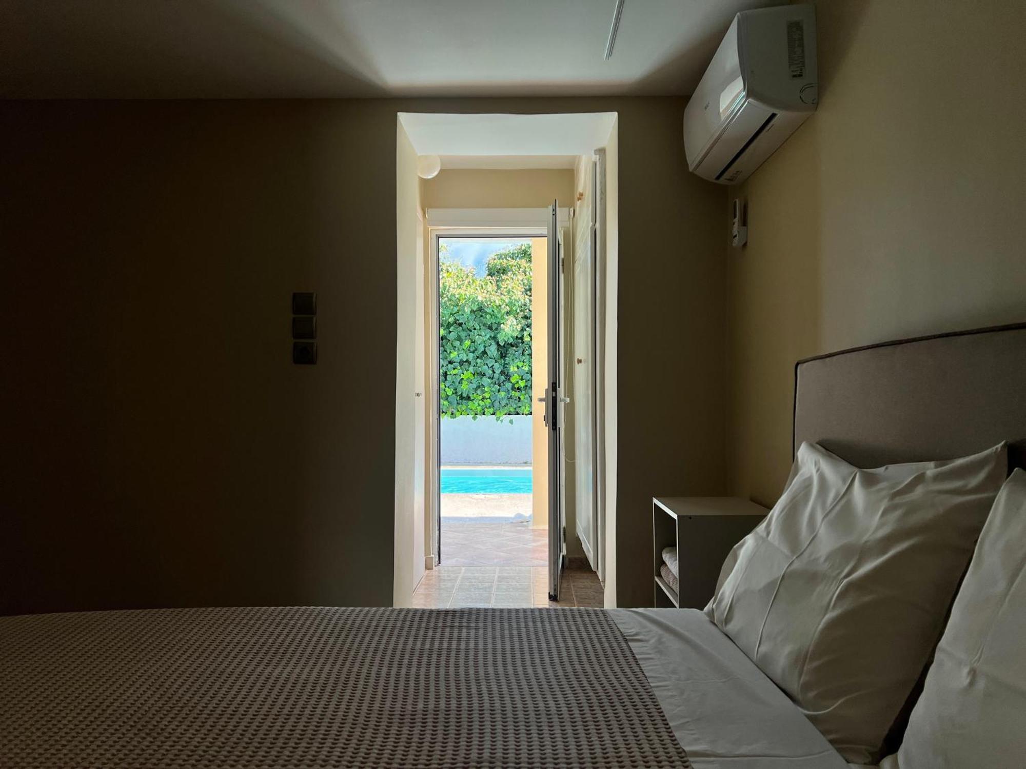 קורופיון Pool Villa Lagonisi 5Min From Beach מראה חיצוני תמונה